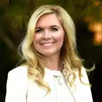 Alexa Grisnik Headshot