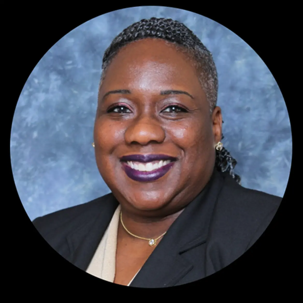 Ebony Dendy Headshot